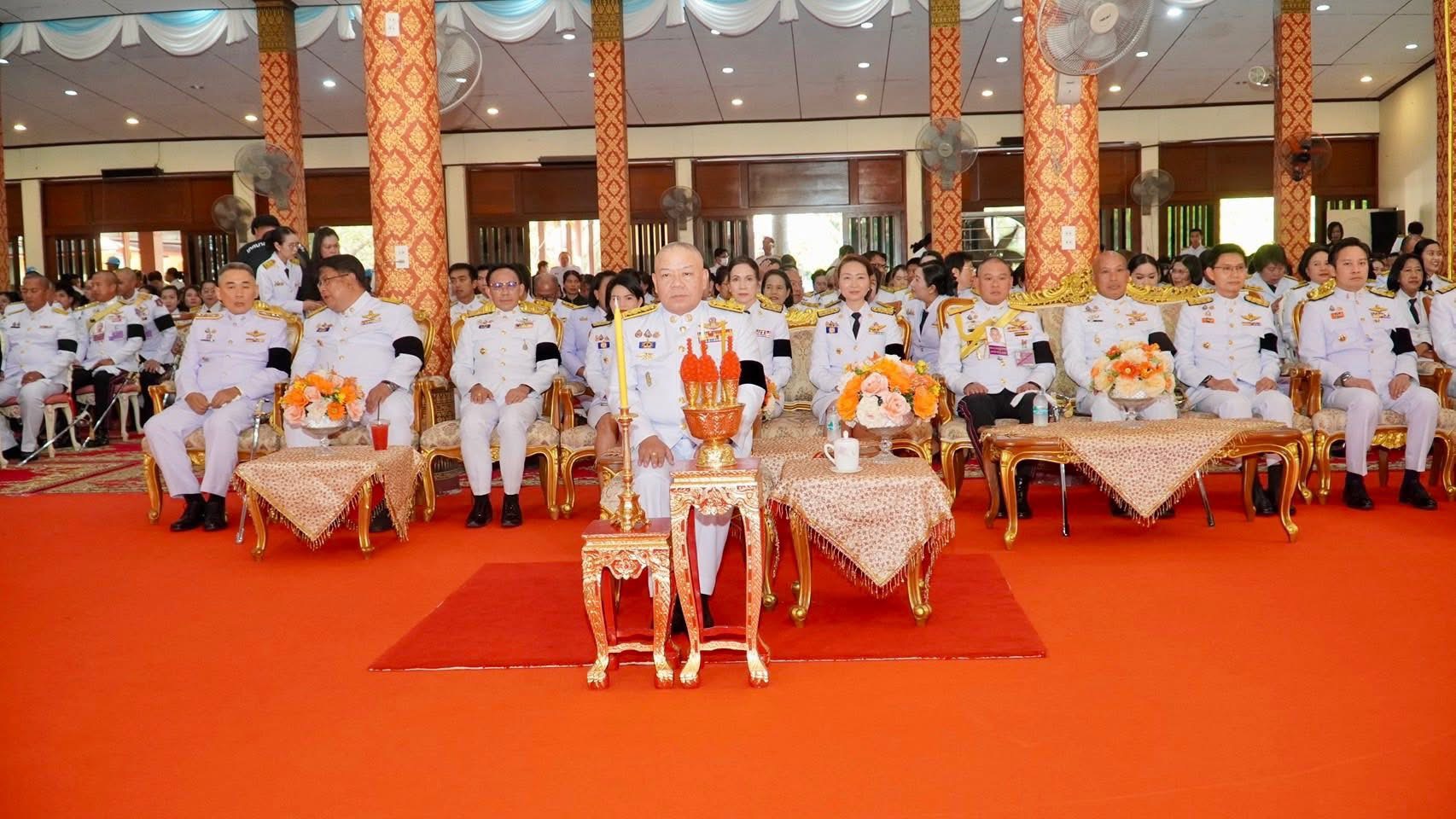 title - วันเสาร์ที่ 31 มกราคม 2569 ปฏิรูปที่ดินจังหวัดปราจีนบุรี มอบหมายให้ ผู้อำนวยการกลุ่มการเงินบัญชีและจัดเก็บผลประโยชน์ ผู้อำนวยการกลุ่มกฎหมาย และเจ้าหน้าที่ ส.ป.ก.ปราจีนบุรี เข้าร่วมประกอบพิธีบำเพ็ญกุศลสตมวาร ครบ 100 วัน เพื่ออุทิศถวายเป็นพระราชกุศลแด่สมเด็จพระนางเจ้าสิริกิติ์ พระบรมราชินีนาถ พระบรมราชชนนีพันปีหลวง